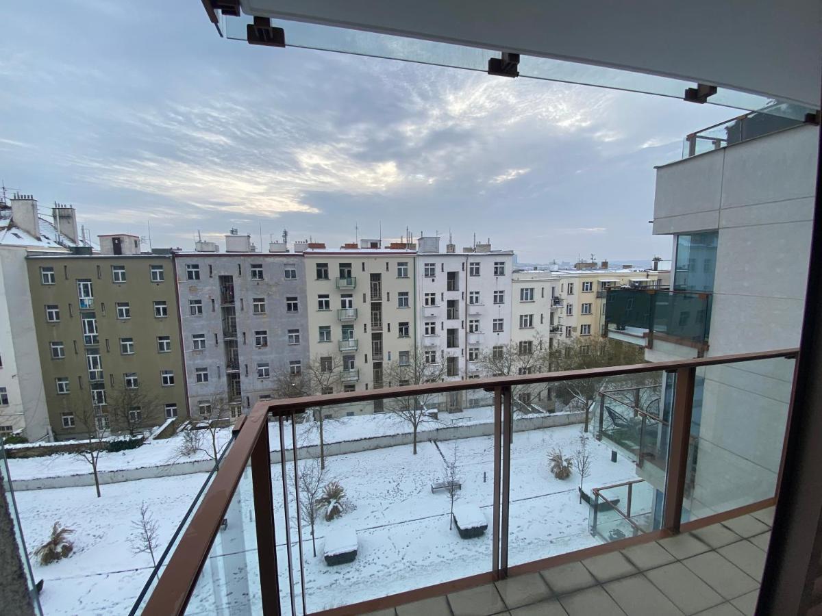 Cozy Apartment Prag Exteriör bild